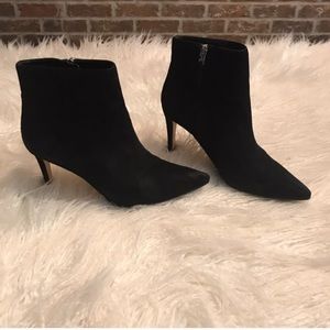 Sam Edelman black pointy toe suede ankle booties